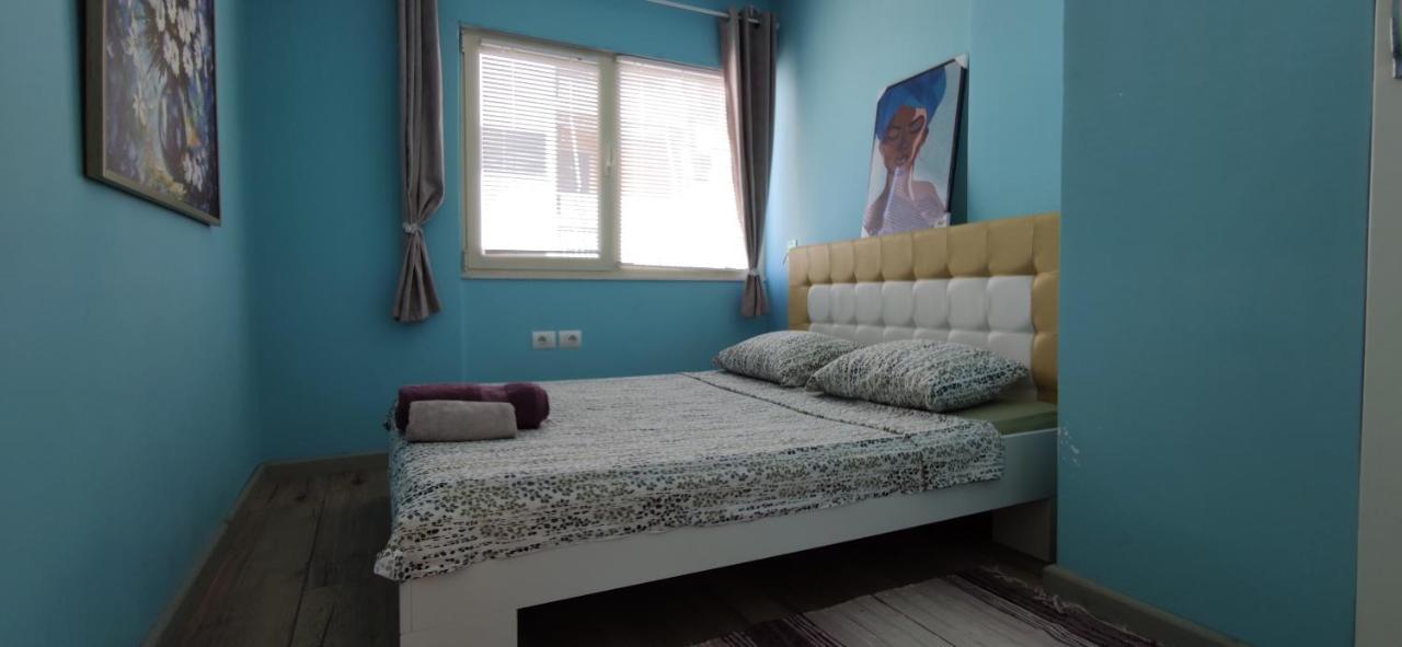 Luxury Beach Apartment In Qerret Голем Екстер'єр фото