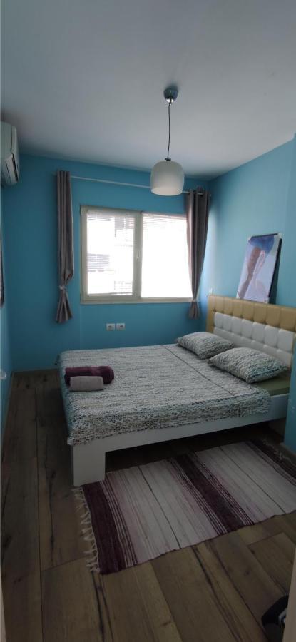 Luxury Beach Apartment In Qerret Голем Екстер'єр фото